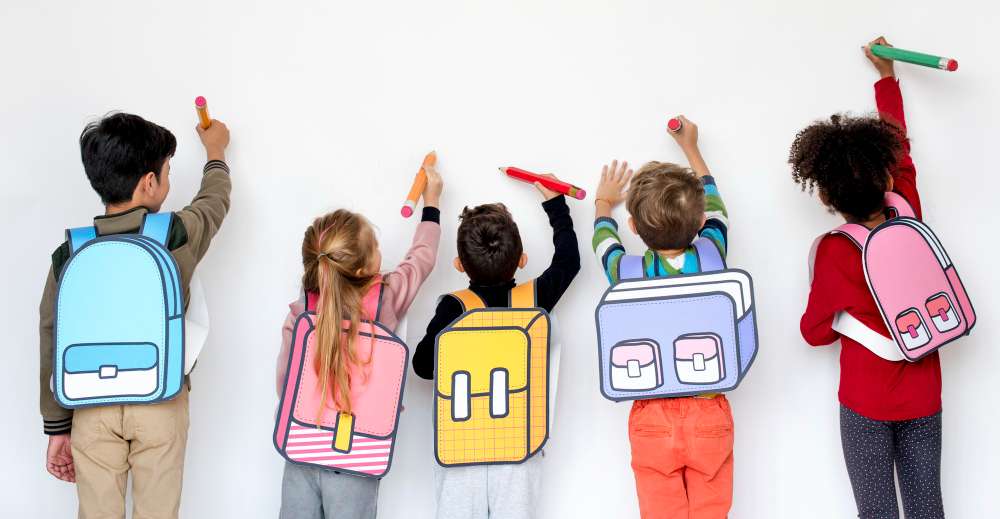 Clasa modernă începe cu tabla potrivită – echipamente durabile pentru educație de calitate