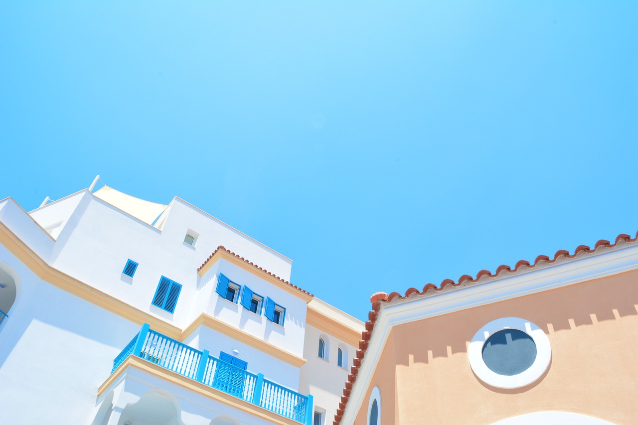 cat costa un evaluator imobiliar